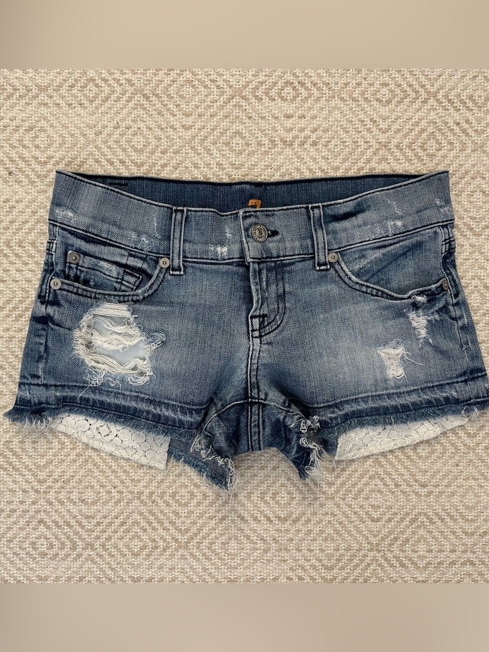 Y2K 7 for All Mankind Distressed Denim Shorts with Lace Pocket Size 25